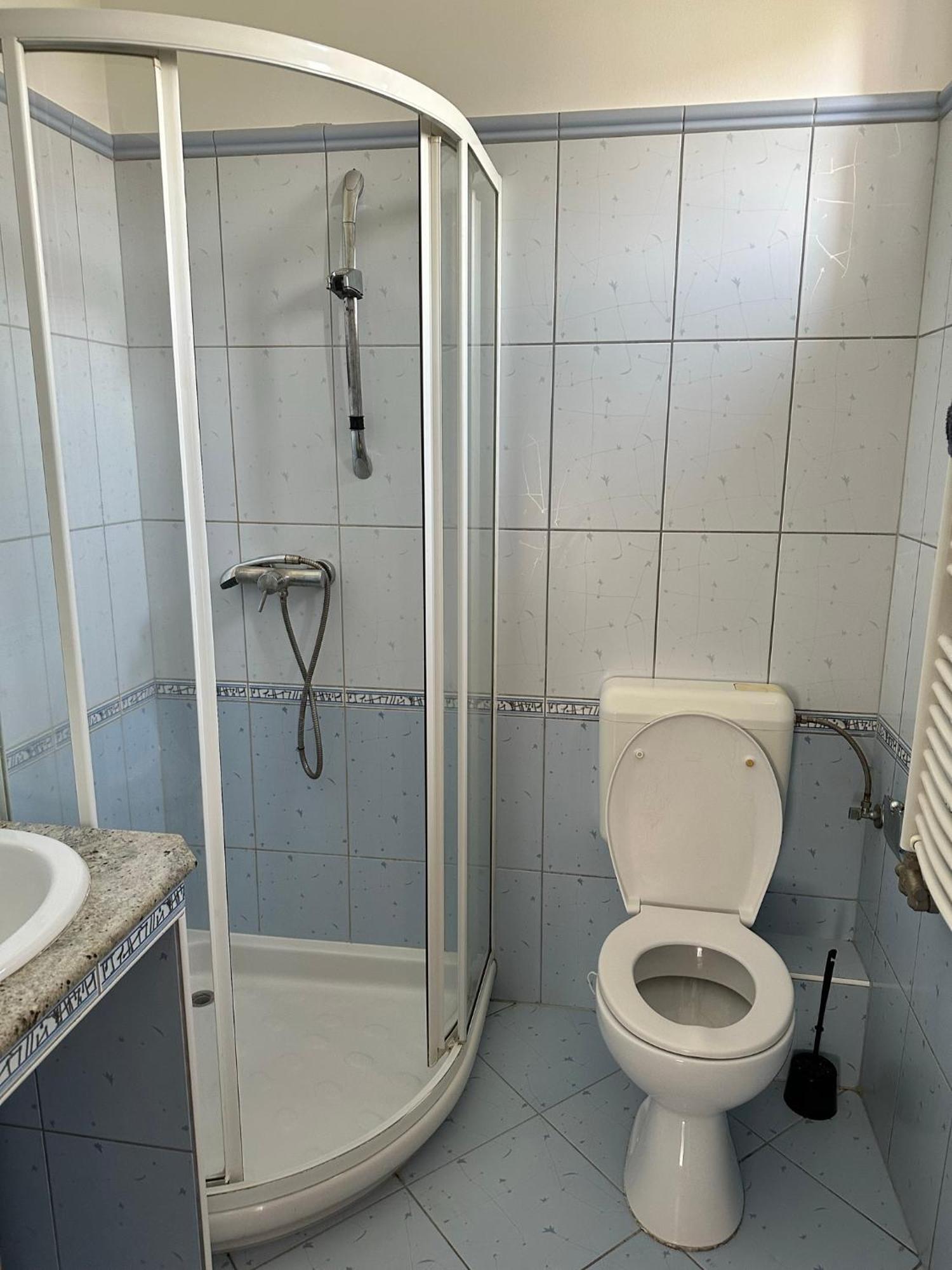 Velvet Motel Hegyeshalom Buitenkant foto